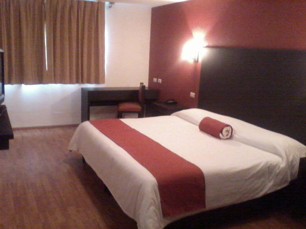 Hotel Plaza Morelos Toluca Exterior photo